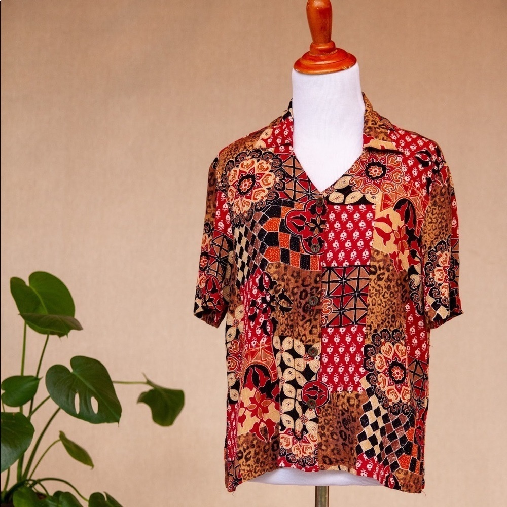 Vintage tile print short sleeve button down